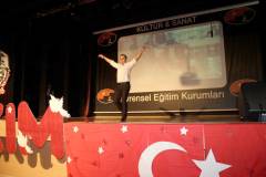 Evrensel Kolej